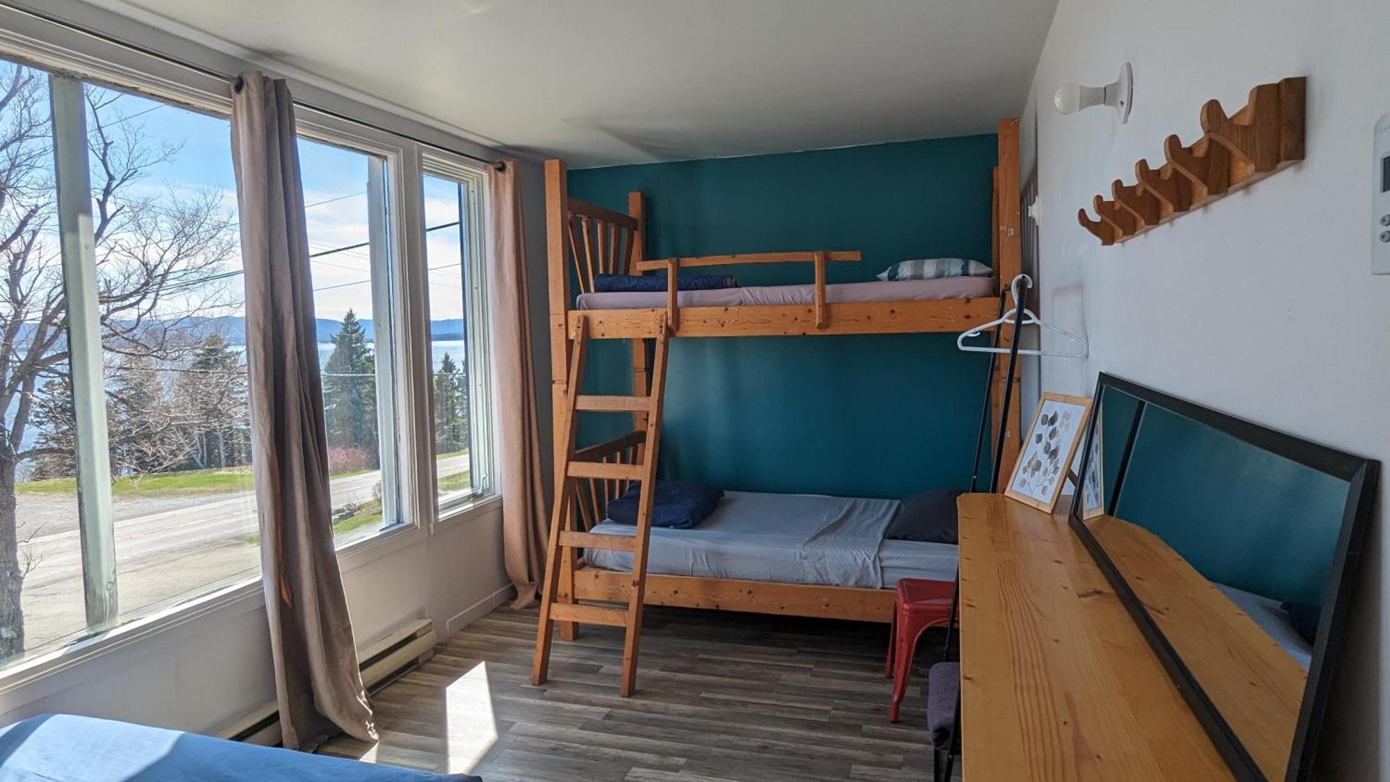 Le Carabobo Auberge Forillon Gaspé المظهر الخارجي الصورة