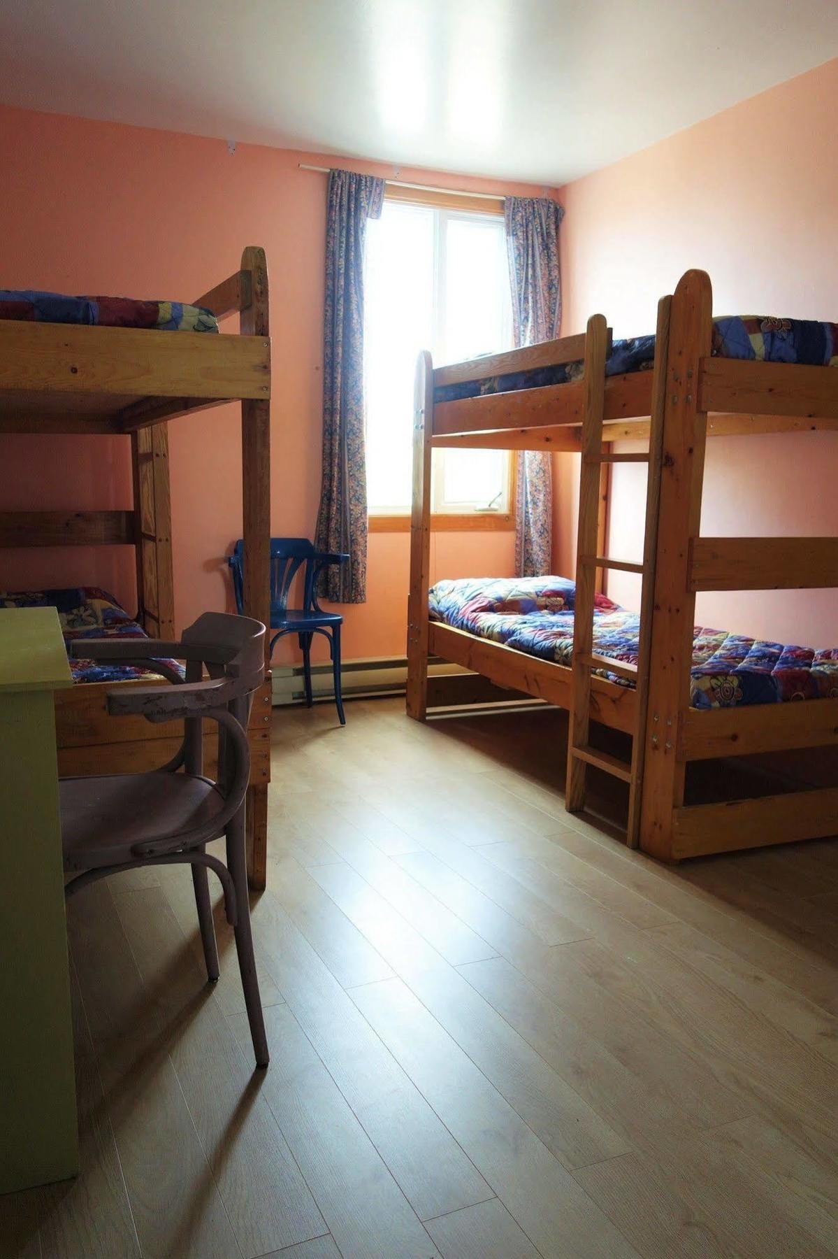 Le Carabobo Auberge Forillon Gaspé المظهر الخارجي الصورة